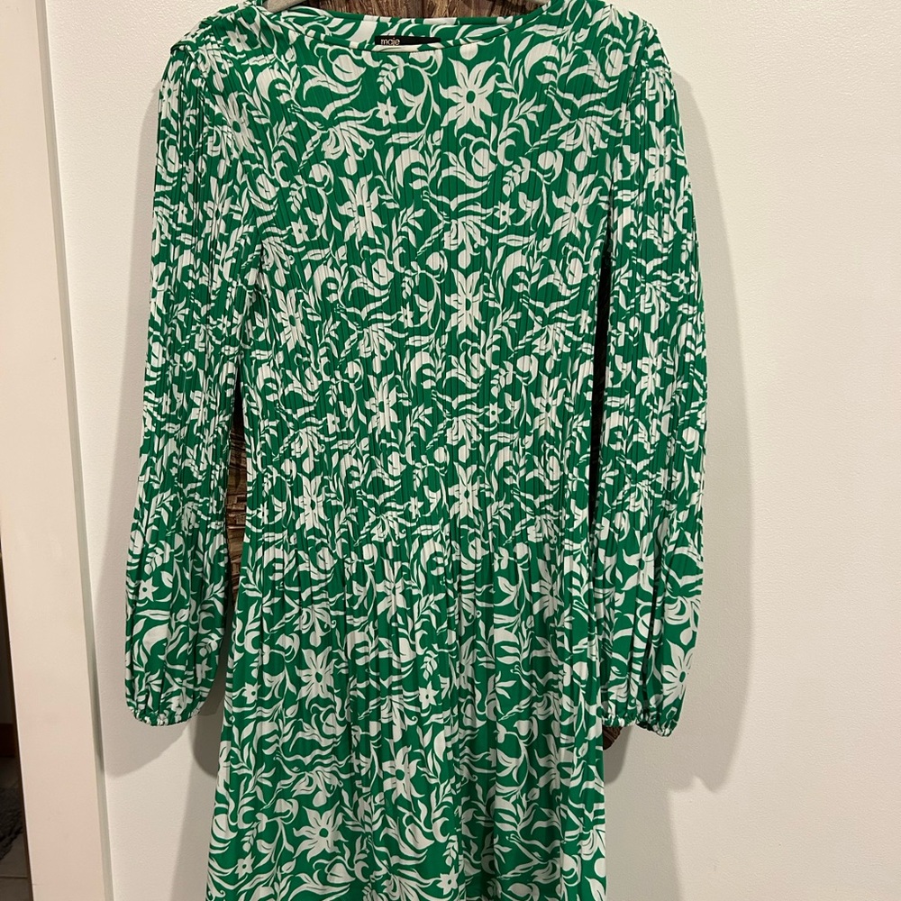 Maje Beautiful and Fun Green and White Patterned Dress with Pleats